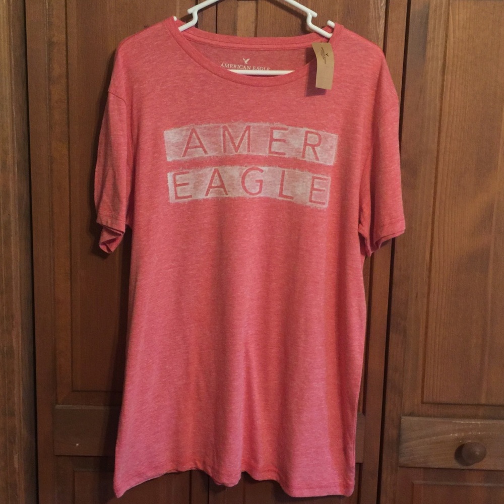 American Eagle Tshirt